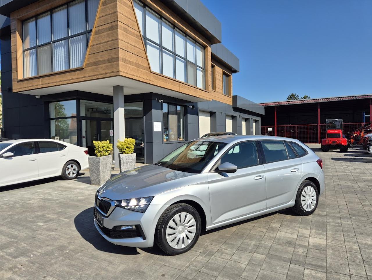 auto-skoda-scala-10-tsi-1