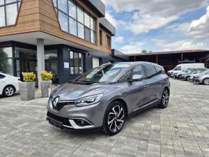 auto-renault-grand-scenic-1